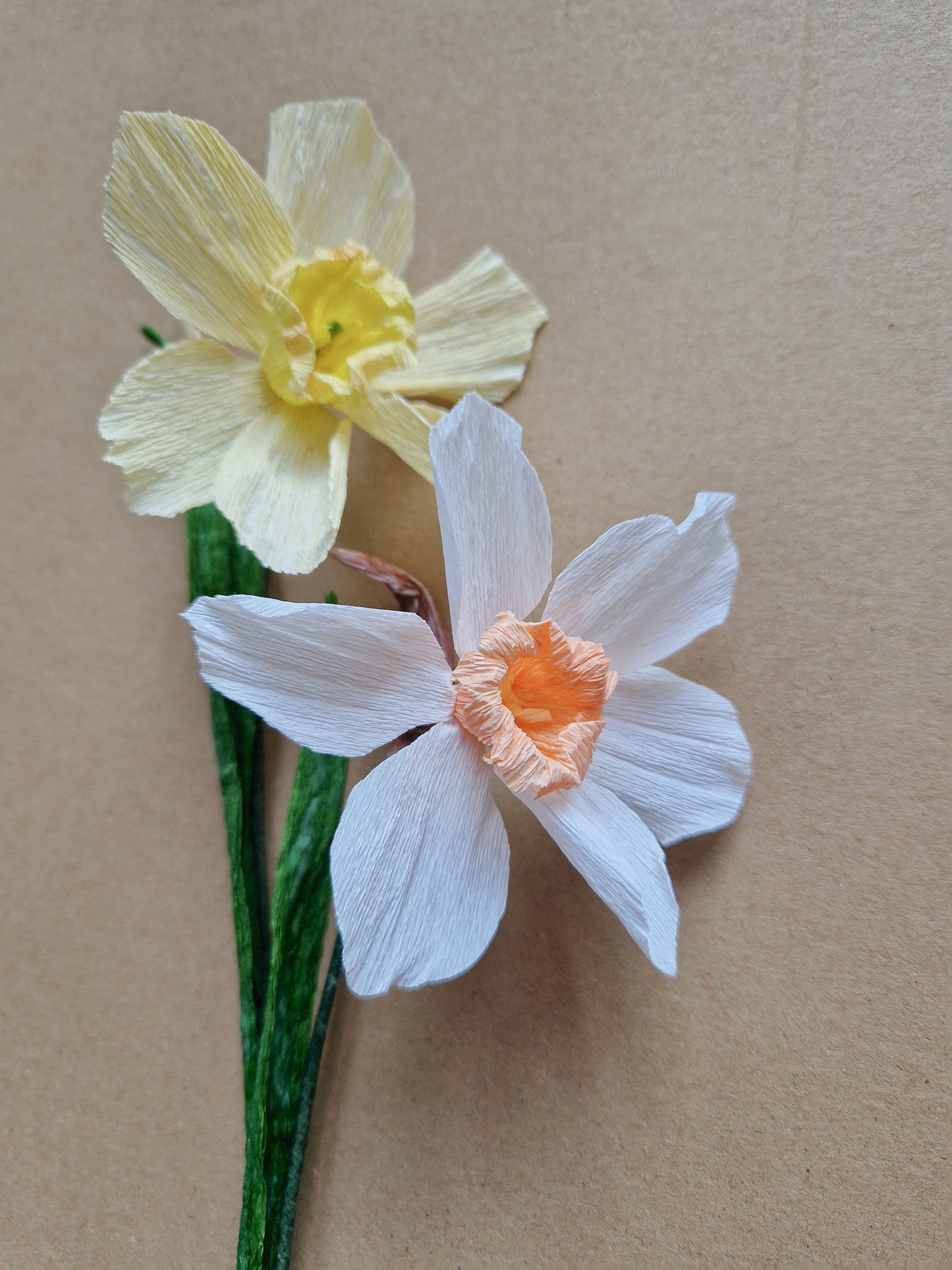 Papierblumen-Workshop